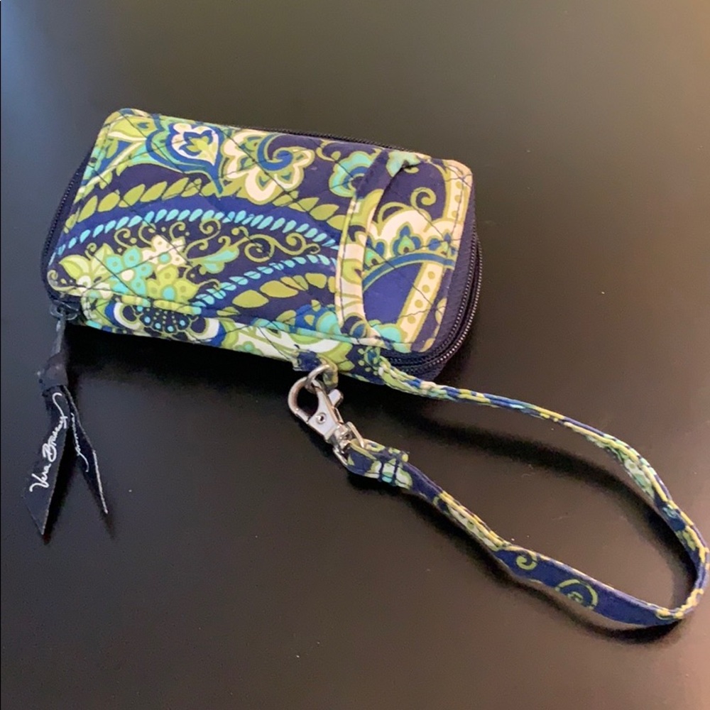 Vera Bradley clutch/wristlet - Picture 2 of 5